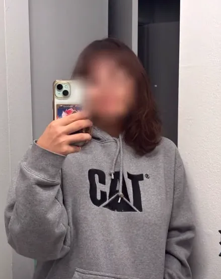 Annika, 24