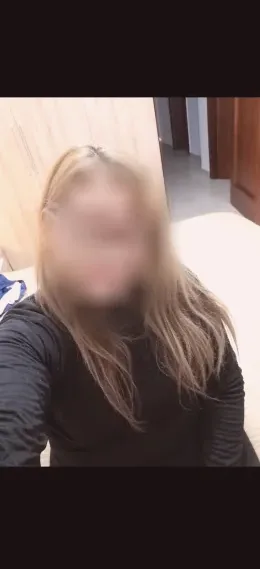 Fiona, 40