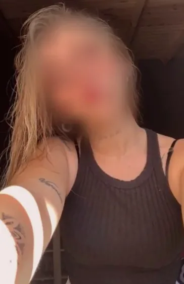 Frieda, 32