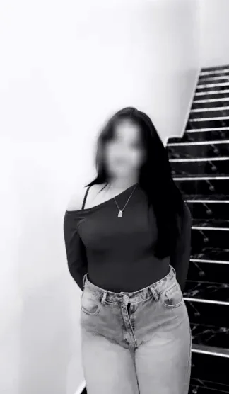 Hannah, 18