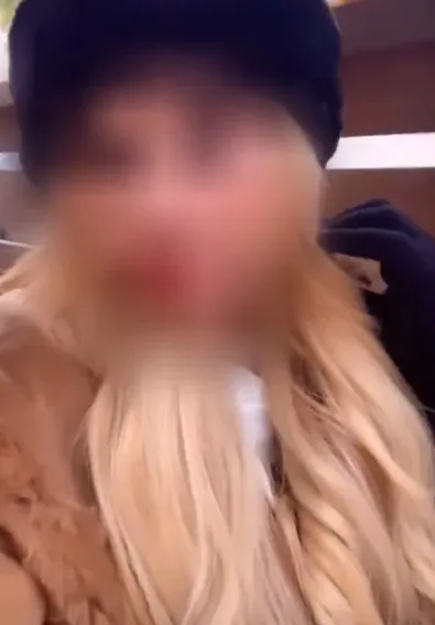 Janina, 26