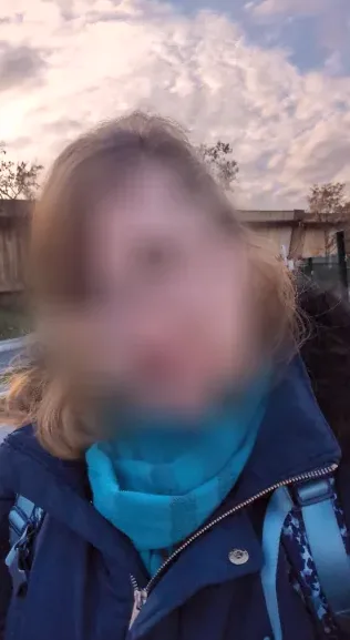 Kim, 29