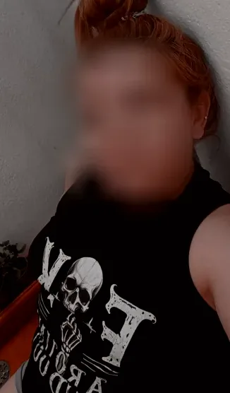 Sophia, 35
